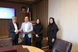 مراسم تکریم و معارفه معاون غذا و داروی دانشگاه برگزار شد 