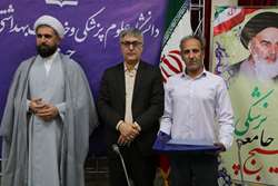 رئیس دانشگاه در مراسم تجلیل از رزمندگان و خانواده شهدای دانشگاه: برای شهدا و ایثارگان هر تلاشی هم بکنیم، جبران ایثارشان نمی شود 