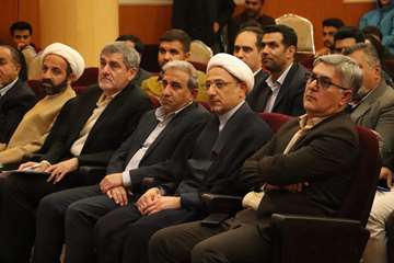 در نشستی صمیمانه، استاندار فارس با دانشجویان شهرستان جهرم دیدار و گفتگو کرد