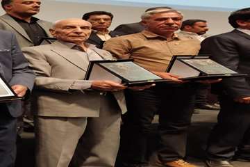 در هجدهمین اجلاس مجمع خیرین سلامت فارس، از 2 خیر سلامت جهرمی تجلیل شد