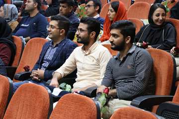 خلق لحظاتی ناب و  باشکوه در جشن بزرگ پرستاران / از ۱۸۰ پرستار نمونه و برتر دانشگاه تقدیر شد