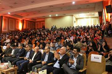 خلق لحظاتی ناب و  باشکوه در جشن بزرگ پرستاران / از ۱۸۰ پرستار نمونه و برتر دانشگاه تقدیر شد