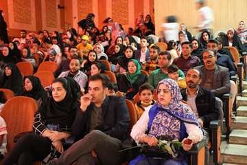 خلق لحظاتی ناب و  باشکوه در جشن بزرگ پرستاران / از ۱۸۰ پرستار نمونه و برتر دانشگاه تقدیر شد