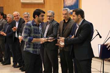 خلق لحظاتی ناب و  باشکوه در جشن بزرگ پرستاران / از ۱۸۰ پرستار نمونه و برتر دانشگاه تقدیر شد