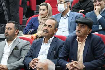  همایش تجلیل از خیرین سلامت دانشگاه علوم پزشکی جهرم برگزار شد/ جلوه های عشق و دوستی در مجتمع خیرساز برادران خواجه پور جهرمی