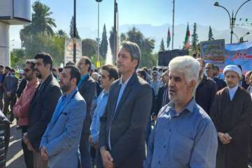 اجتماع دانشگاهیان دانشگاه علوم پزشکی جهرم در حمایت از مردم غزه