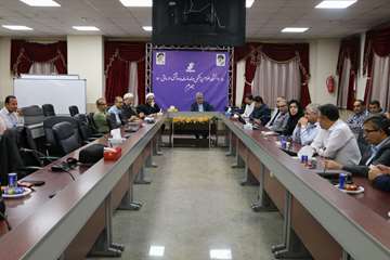  از کارکنان نمونه و برتر دانشگاه تجلیل شد