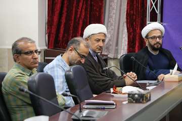  از کارکنان نمونه و برتر دانشگاه تجلیل شد