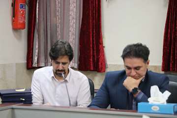  از کارکنان نمونه و برتر دانشگاه تجلیل شد