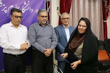 مراسم تقدیر از کارمندان نمونه و برتر دانشگاه