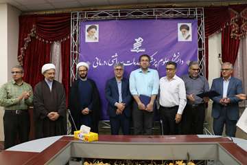 مراسم تقدیر از کارمندان نمونه و برتر دانشگاه