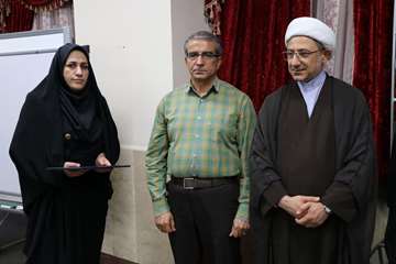 مراسم تقدیر از کارمندان نمونه و برتر دانشگاه