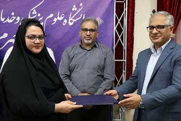 مراسم تقدیر از کارمندان نمونه و برتر دانشگاه