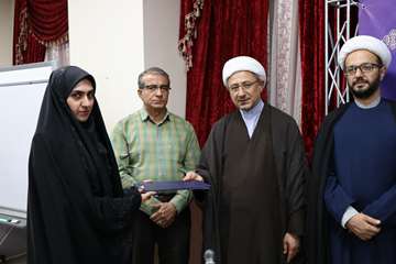 مراسم تقدیر از کارمندان نمونه و برتر دانشگاه