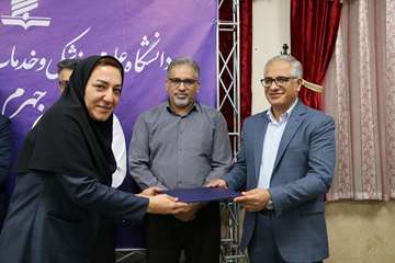 مراسم تقدیر از کارمندان نمونه و برتر دانشگاه