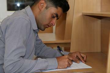 شور و شوق خانواده ها برای ثبت نام/ 284 دانشجوی جدید به جمع خانواده دانشگاه پیوستند