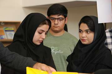 شور و شوق خانواده ها برای ثبت نام/ 284 دانشجوی جدید به جمع خانواده دانشگاه پیوستند