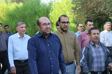 پیاده روی کارکنان
