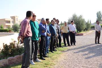 پیاده روی کارکنان
