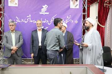 در یک جلسه معنوی از کربلائی های خادم در موکب صاحب الزمان تقدیر شد + عکس