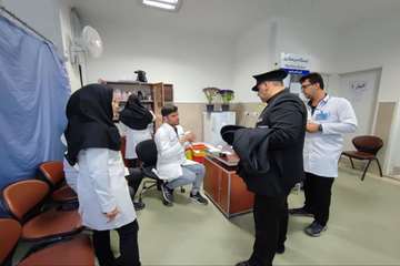 کاروان درمانی دانشگاه علوم پزشکی جهرم در شب های قدر به زائرین امام رضا (ع) خدمات رسانی کردند 