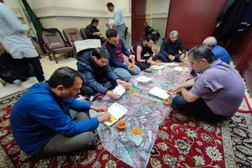 کاروان درمانی دانشگاه علوم پزشکی جهرم در شب های قدر به زائرین امام رضا (ع) خدمات رسانی کردند 