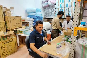 کاروان درمانی دانشگاه علوم پزشکی جهرم در شب های قدر به زائرین امام رضا (ع) خدمات رسانی کردند 