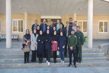 گروه جهادی سفیران سلامت بسیج جامعه پزشکی فجر انقلاب را با خدمات درمانی به خانواده های نیازمند بخش سیمکان  آغاز کرد