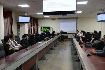  دوره آموزشی آشنایی با اصول و مبانی تخلیه‌ اضطراری در حوادث و بلایا برگزار شد