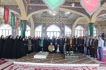 در دهه مبارک فجر گلزار شهدای مطهر رضوان و فردوس گلباران و عطرافشانی شد