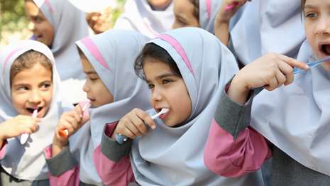  آغاز پویش سلامت دهان و دندان در دانشگاه؛ روزی دو بار مسواک، تضمین لبخند آینده