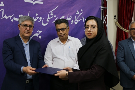 مراسم تقدیر از کارمندان نمونه و برتر دانشگاه 